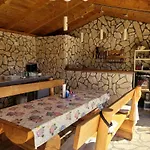 Daire Olive Shared Pool Pirovac