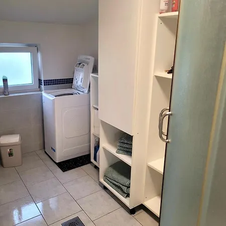 Appartement Olive Shared Pool Pirovac