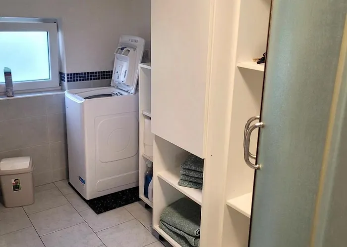 アパート Maria ピロヴァッツ