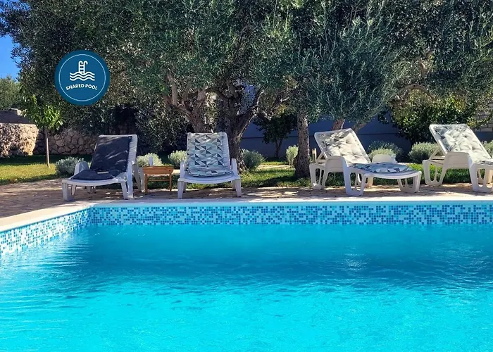 Apartment Maria Pirovac