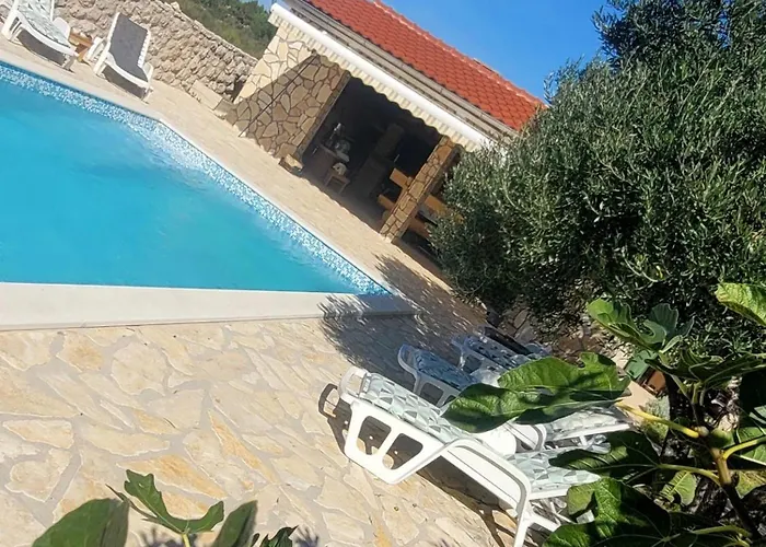 Appartamento Olive Shared Pool *