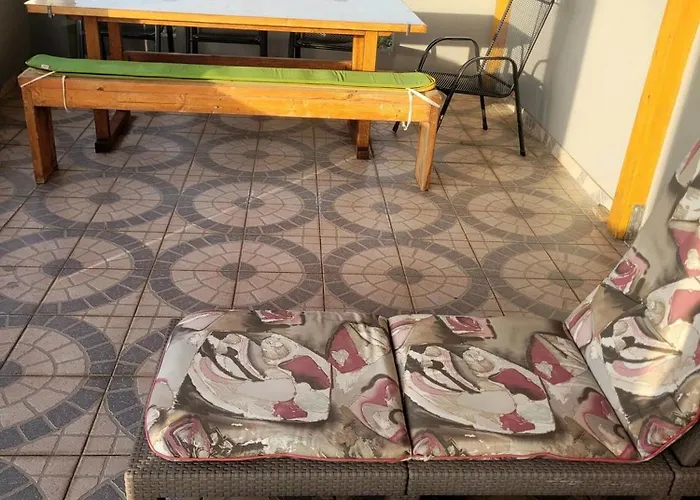 Olive Shared Pool Apartment *